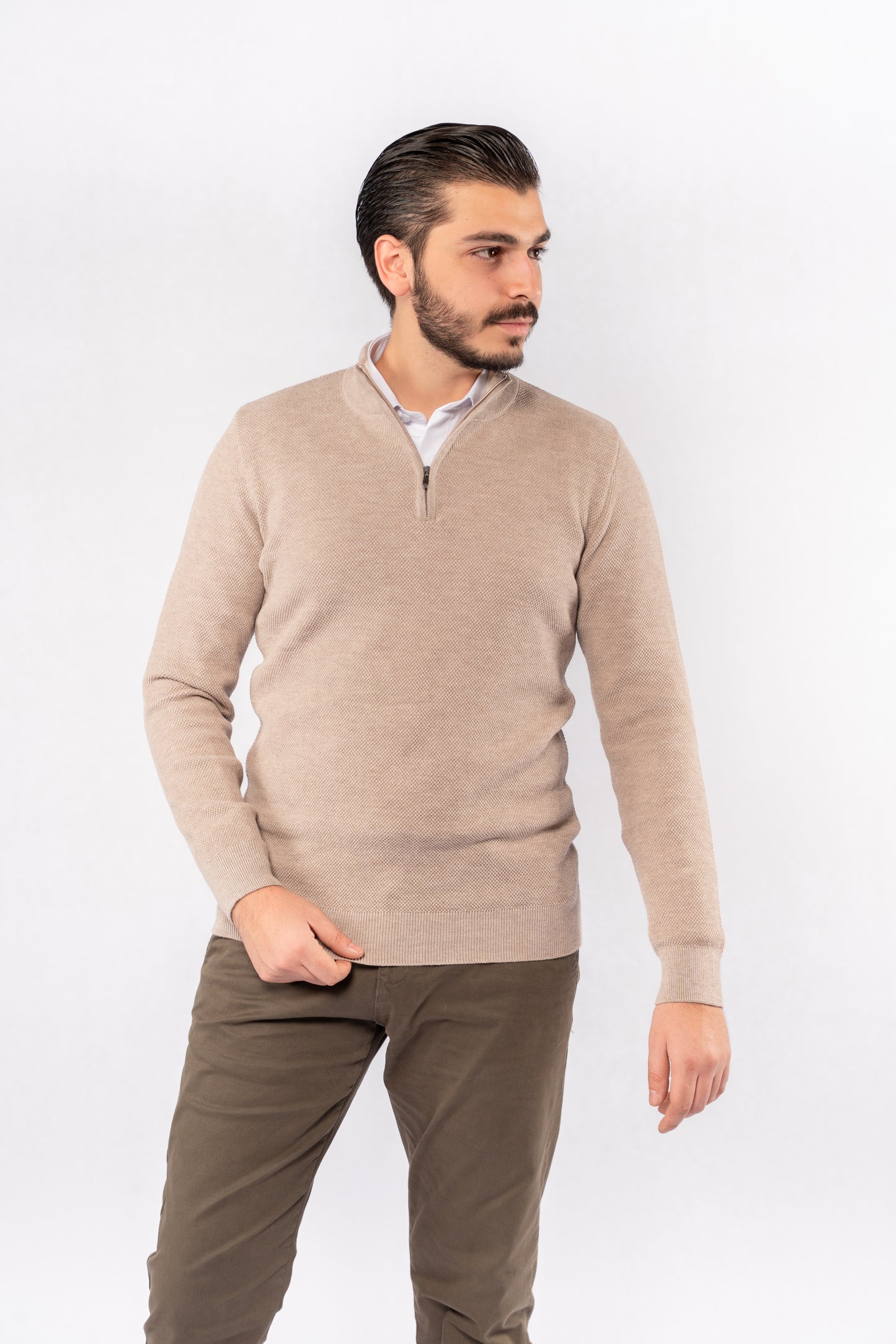 BEIGE HIGHNECK ZIPPER