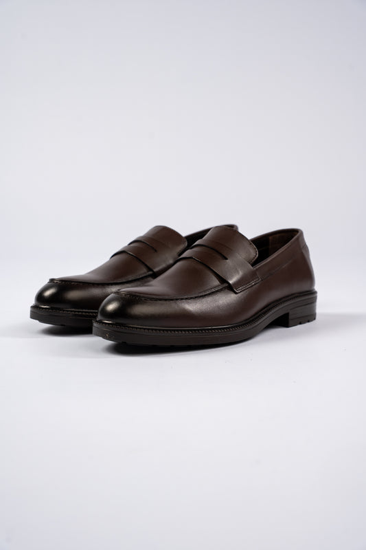 CLASSIC BROWN PENNY LOAFER