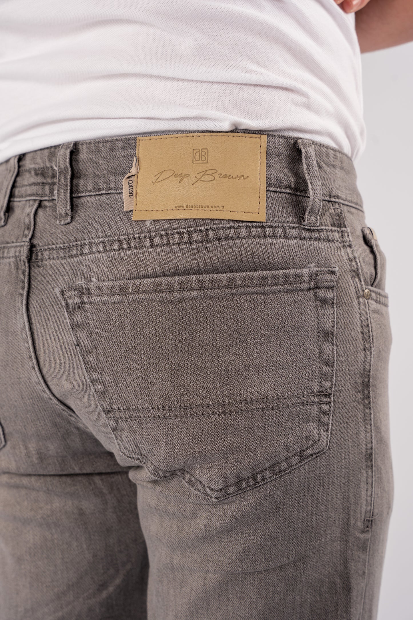 GREY REGULAR FIT DENIM