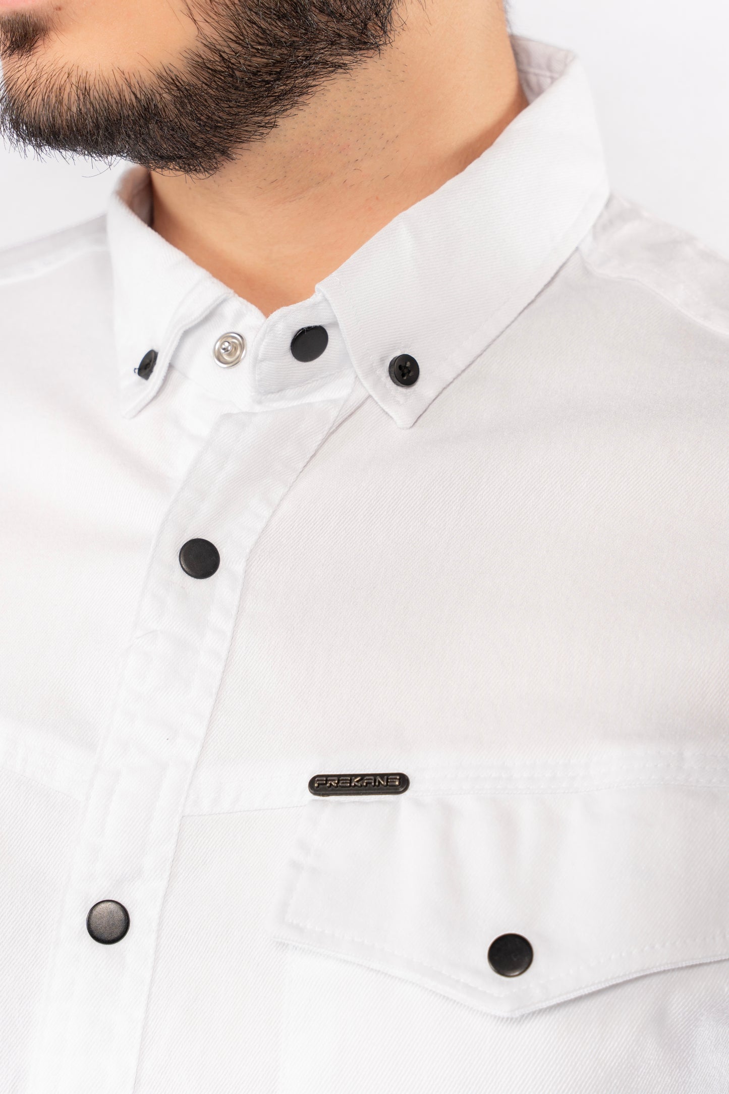 WHITE RELAXED TWO POCKET SHIRT