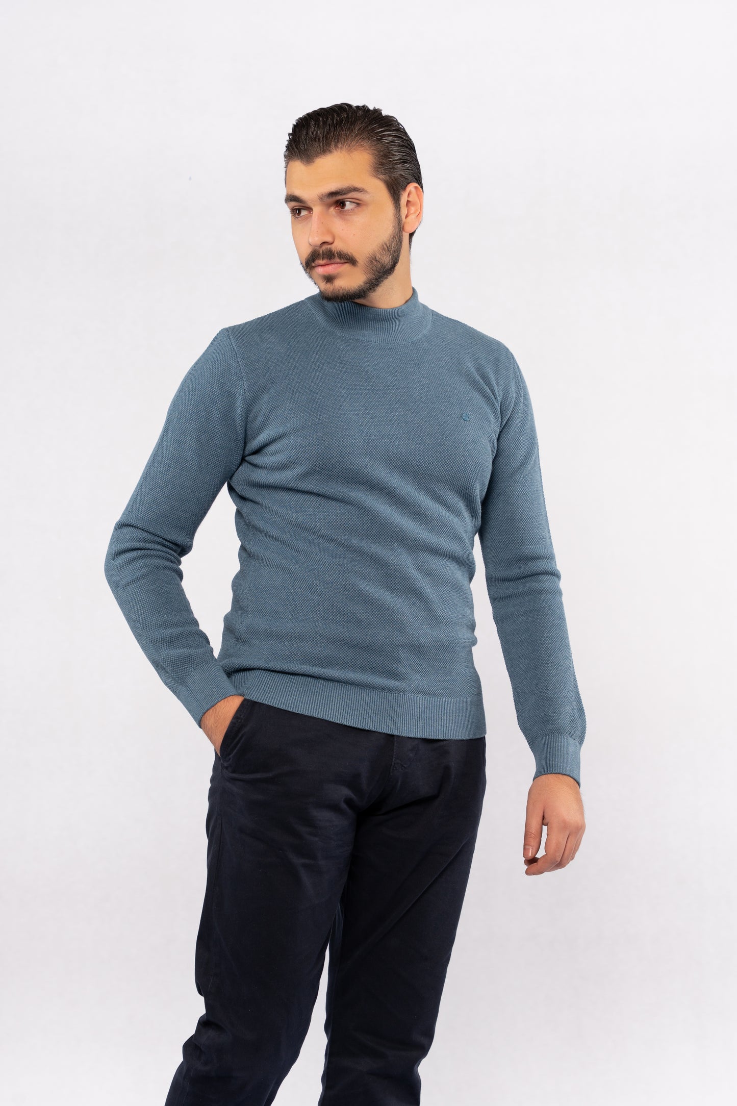 BLUE HIGHNECK SWEATER