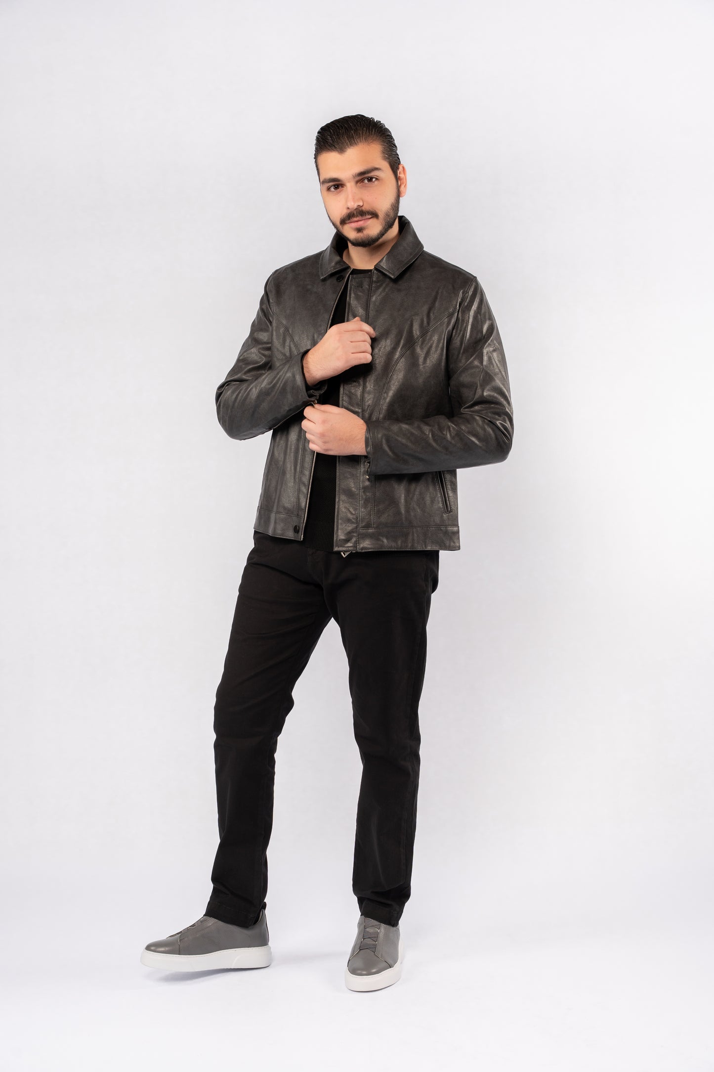 GREY TRUCKER LEATHER JACKET