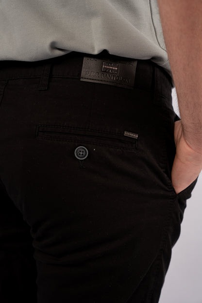 BLACK EVERYDAY CHINOS