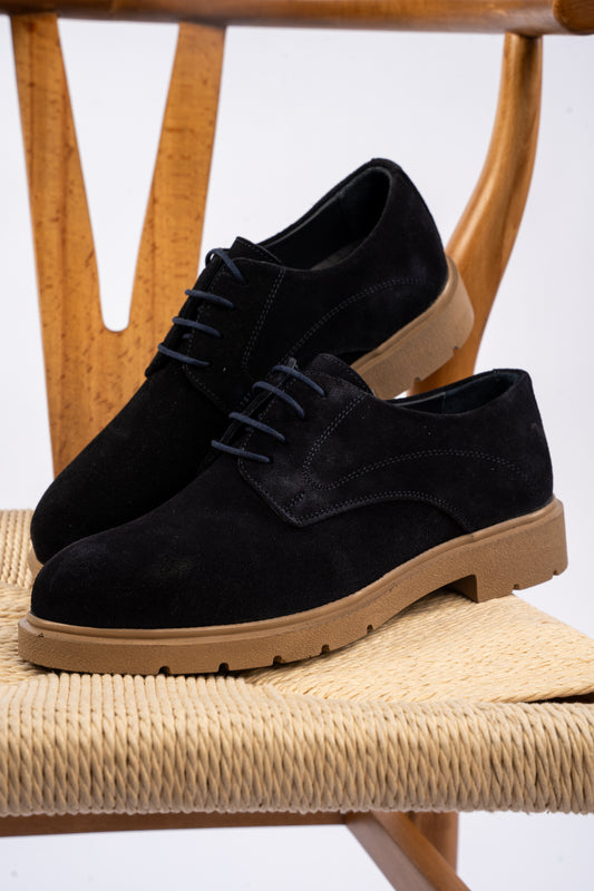 NAVY DERBY SUEDE SHOE