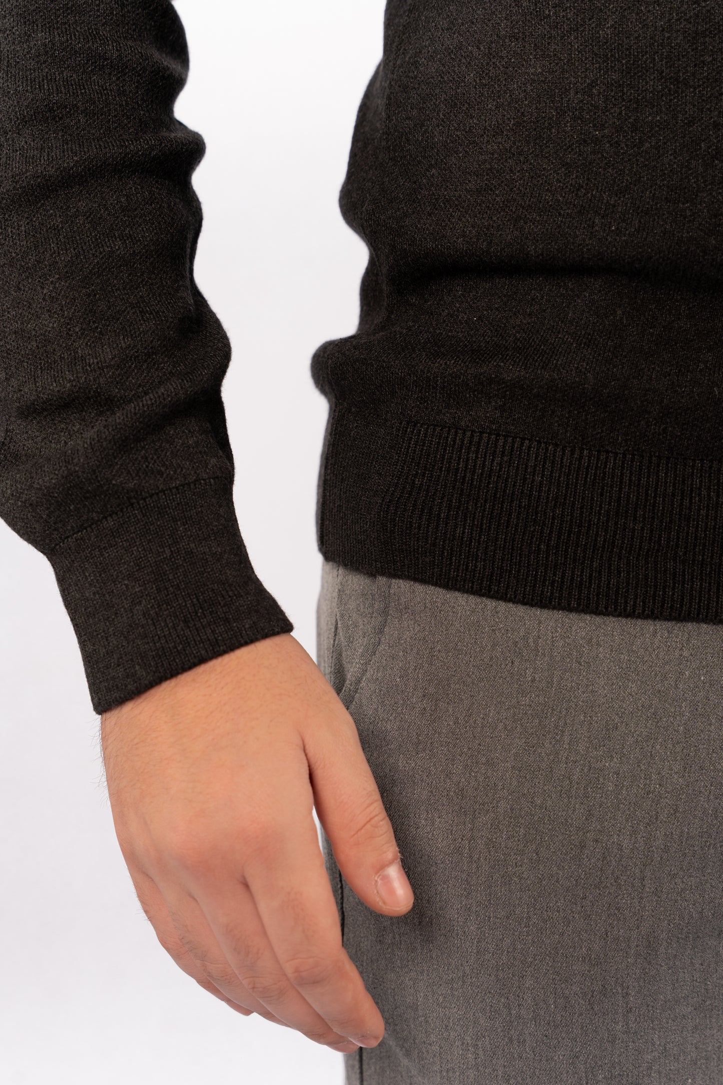 DARK GREY TURTLENECK SWEATER