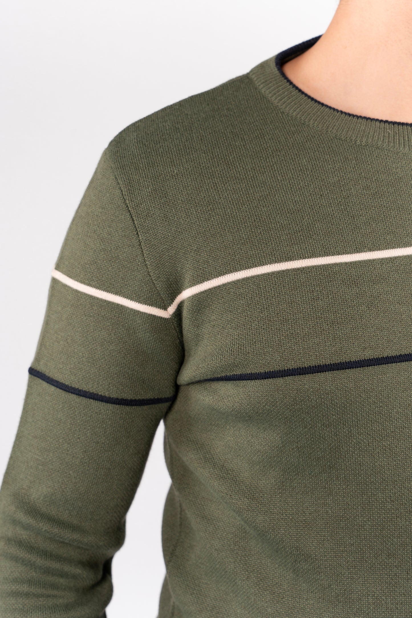 OLIVE-NAVY LINE SWEATER