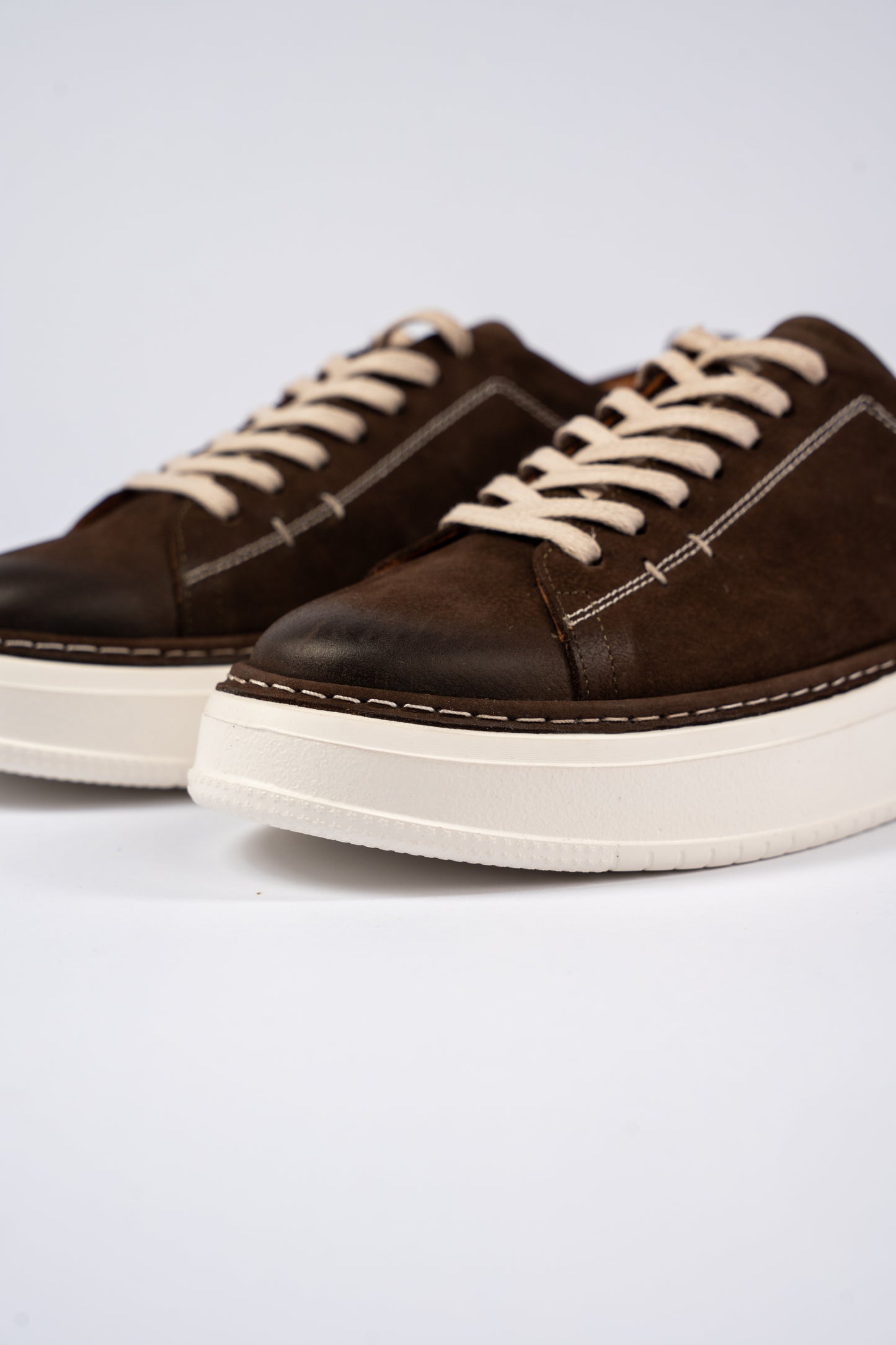 BROWN CASUAL NUBUCK SNEAKER