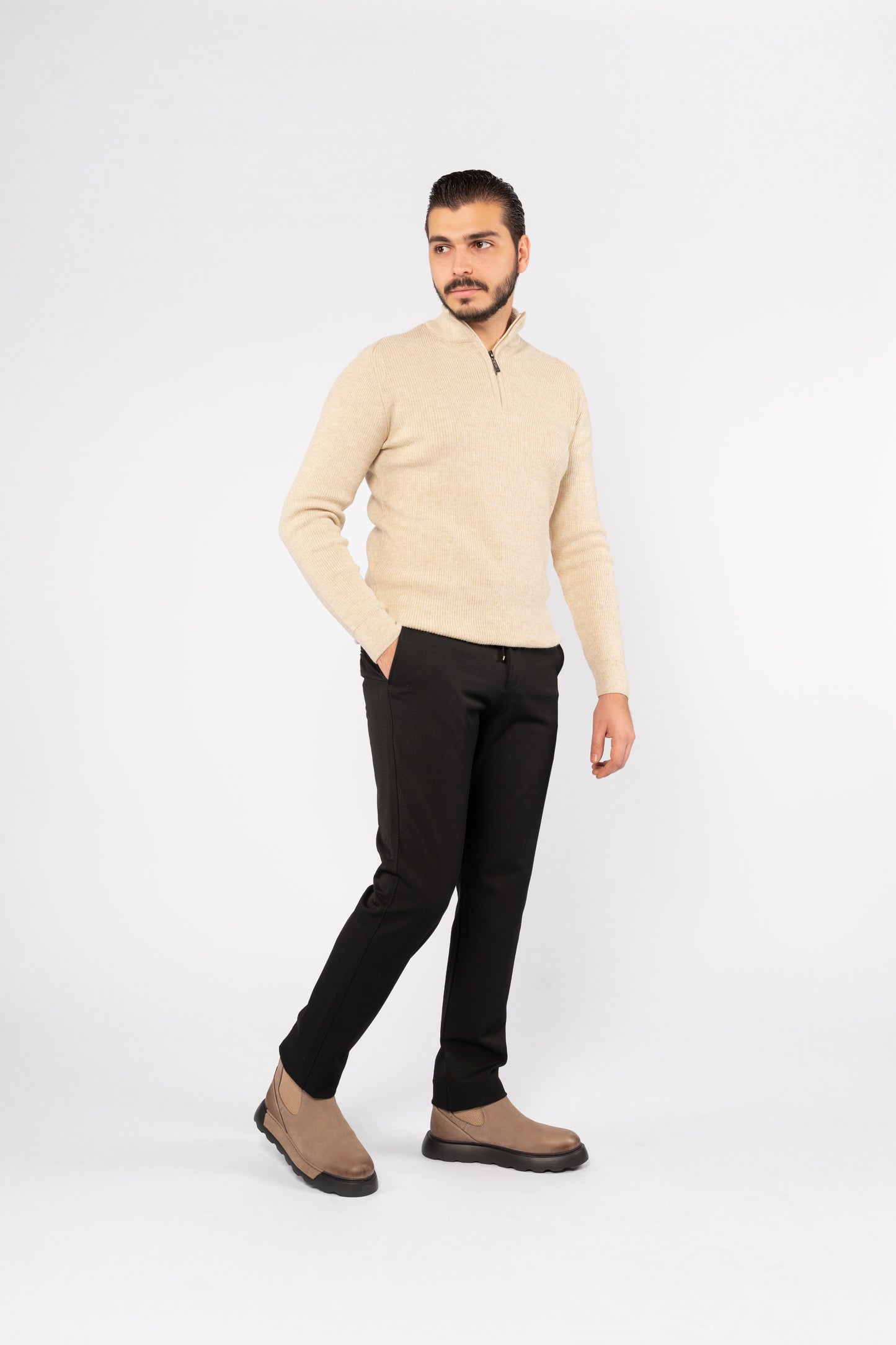 BEIGE KNITTED HIGHNECK ZIPPER SWEATER