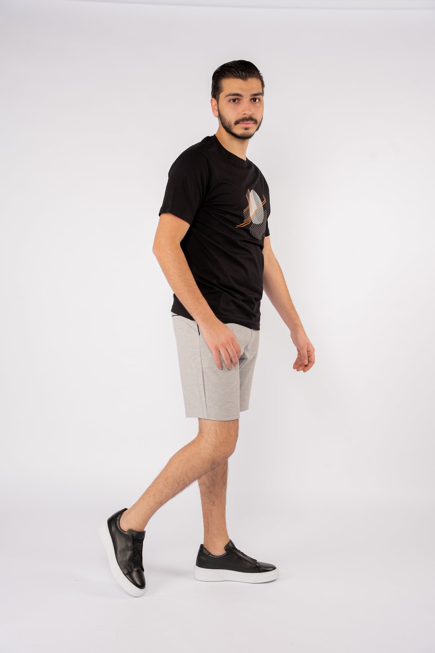 BLACK ABSTRACT PATTERN TSHIRT