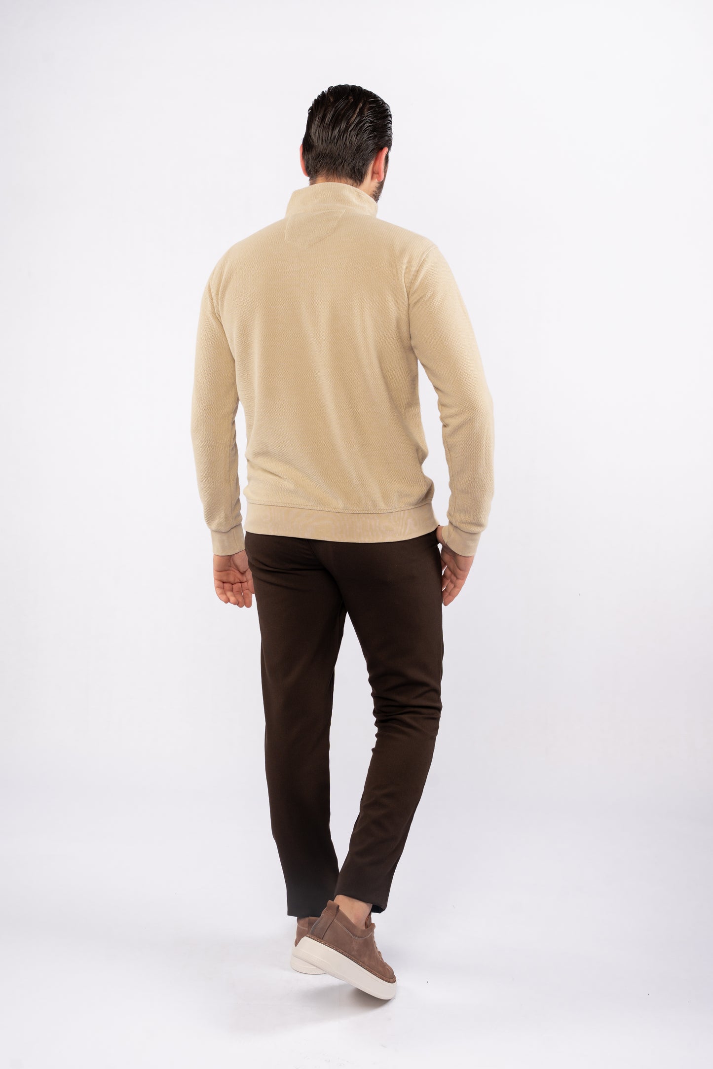 BEIGE HIGHNECK ZIPPER SWEATER