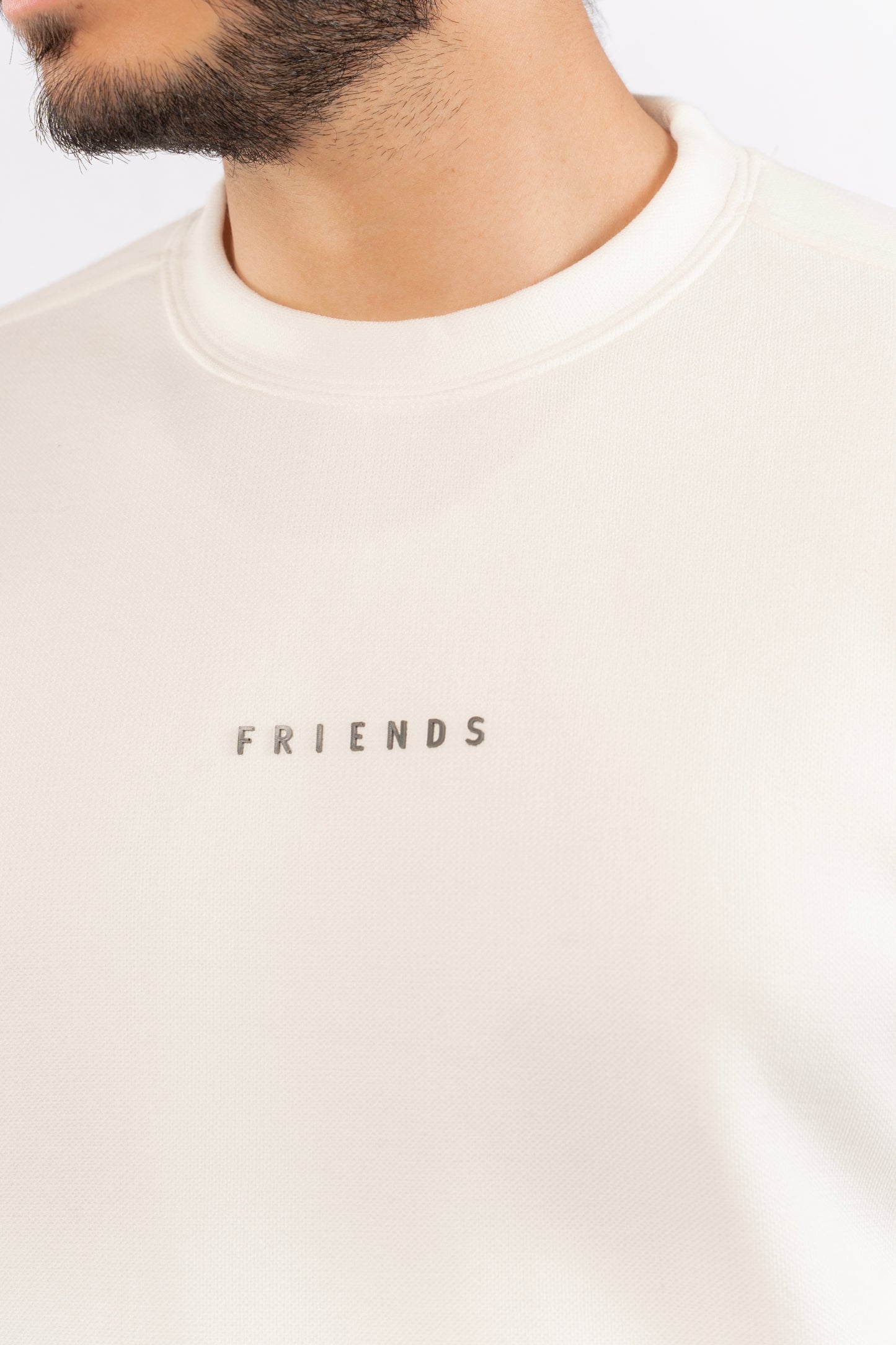 WHITE CASUAL SWEATER