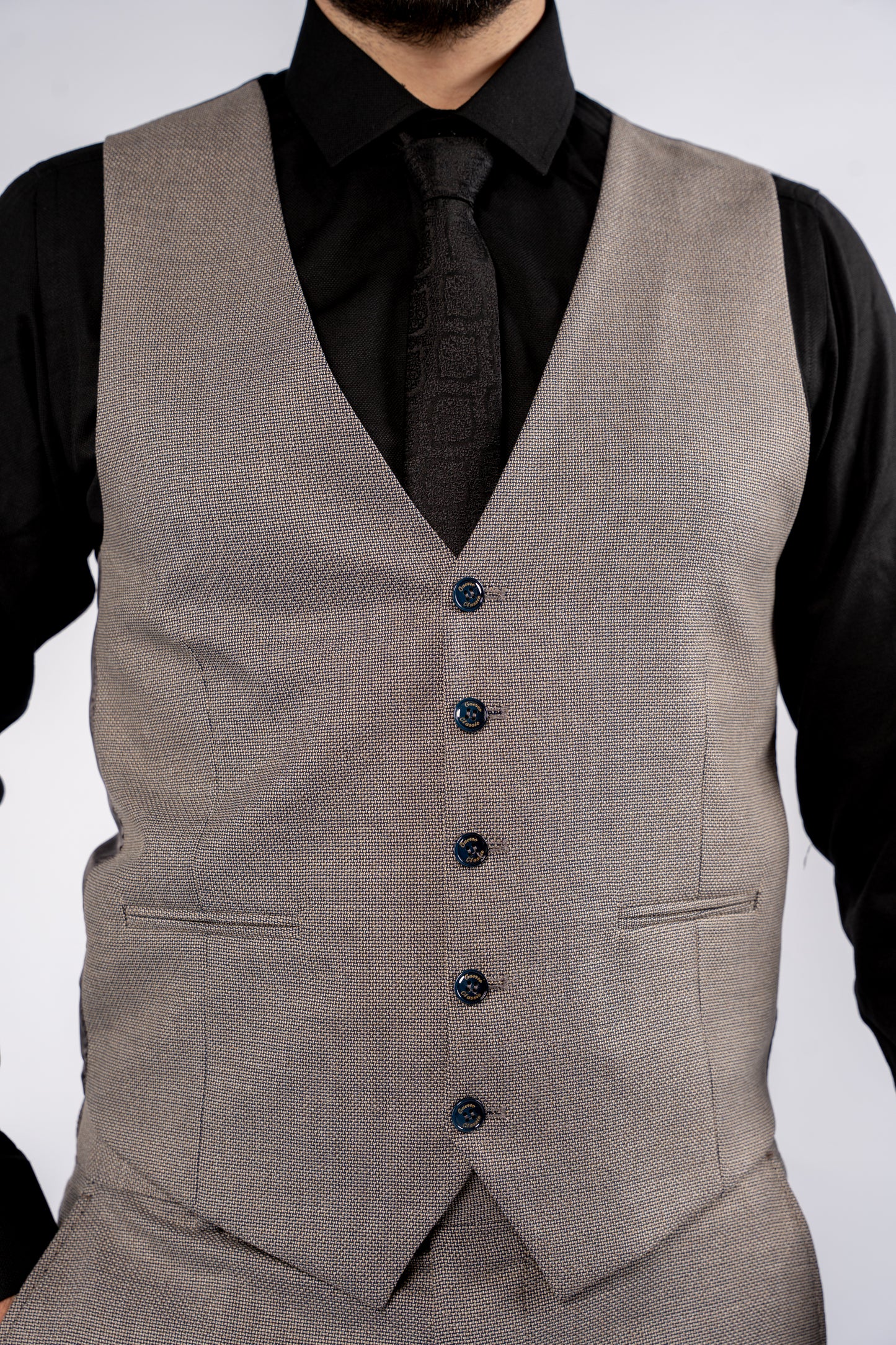 GREY SINGLE BREASTED SUIT