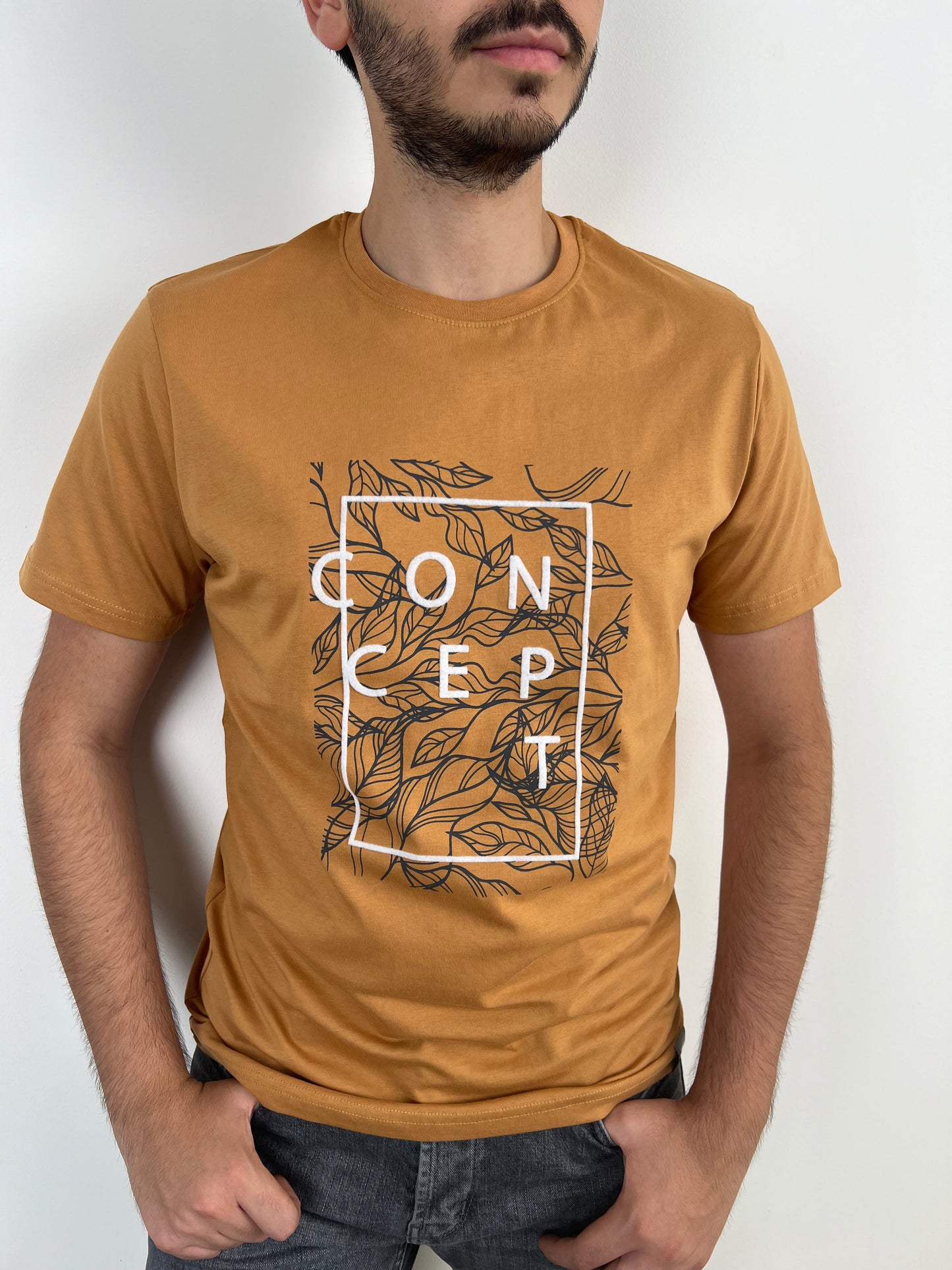 CONCEPT MUSTARD TSHIRT