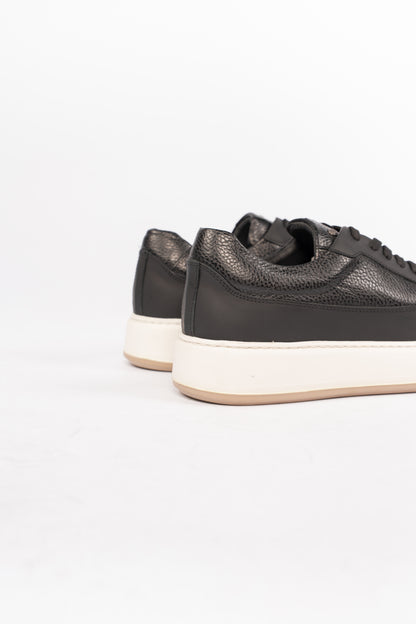 DUALTONE BLACK SNEAKER