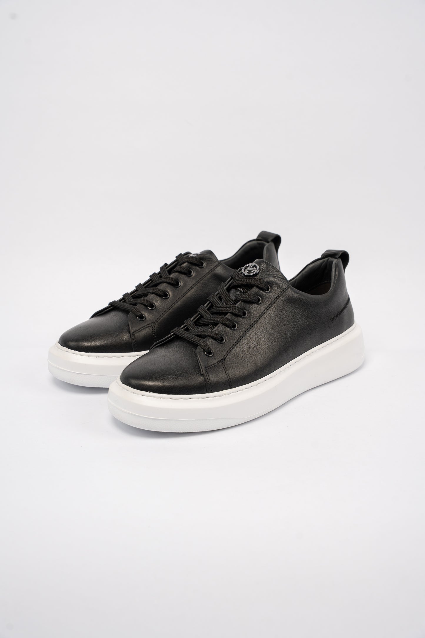 BLACK CASUAL SNEAKER