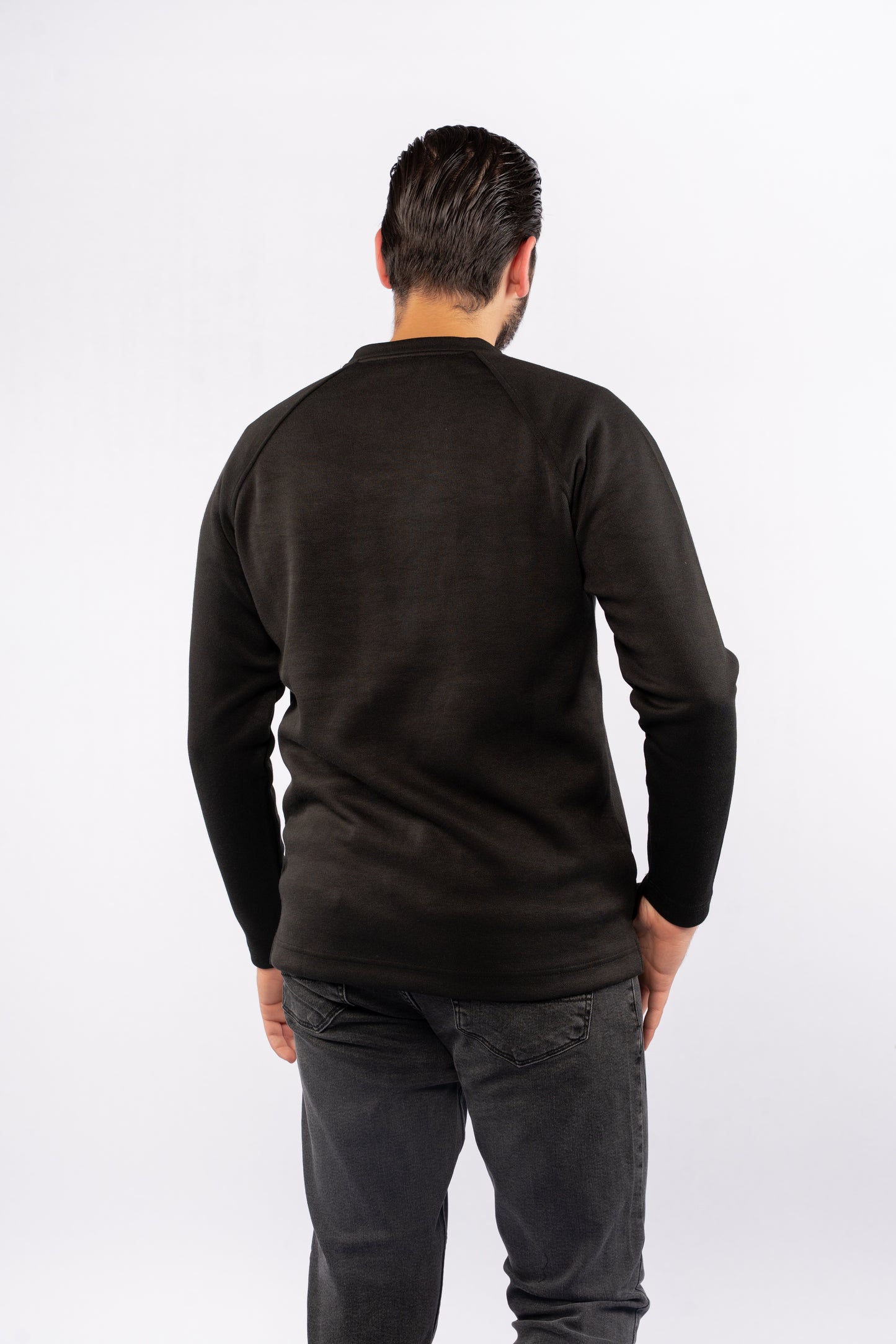 BLACK CASUAL SWEATER