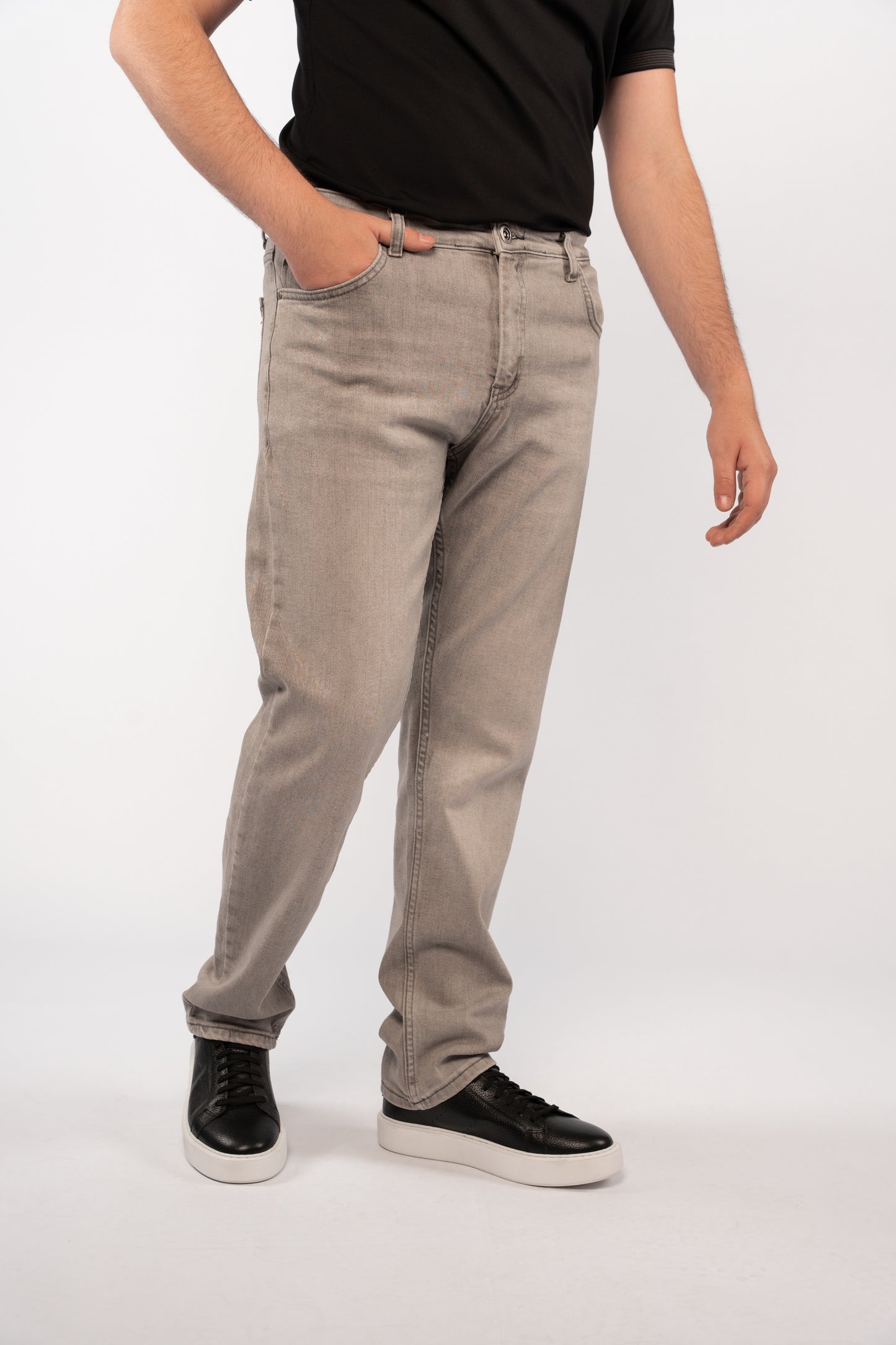 LIGHT GREY REGULAR DENIM