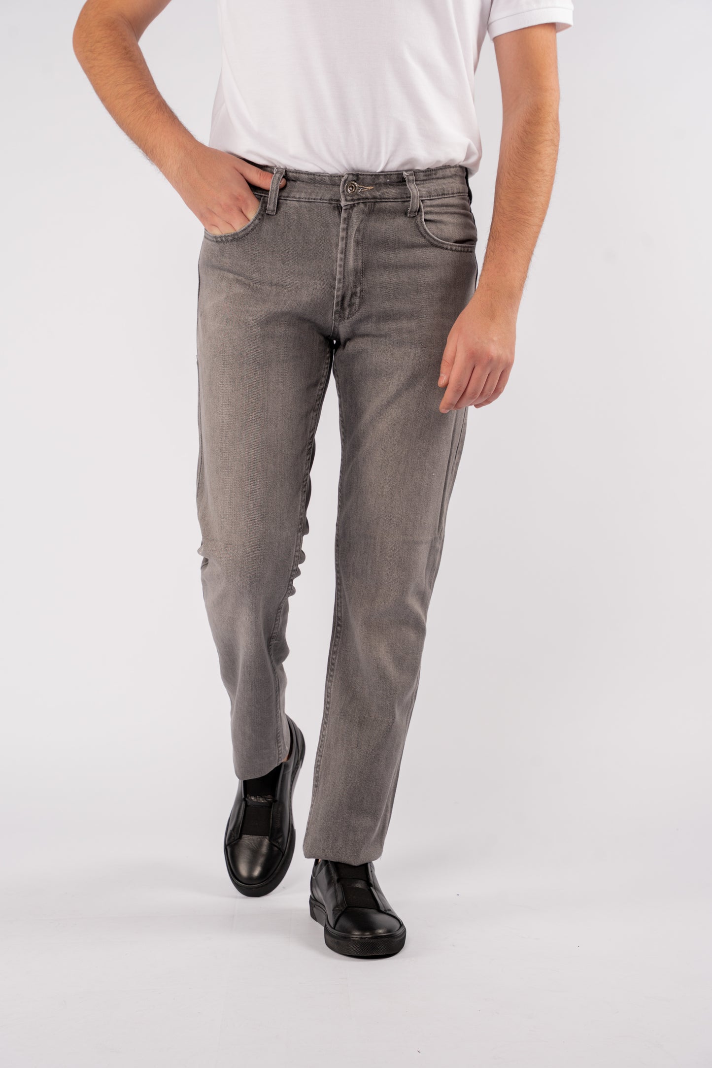 GREY REGULAR FIT DENIM