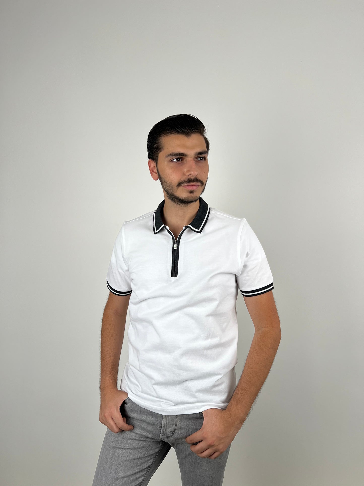 WHITE ZIPPER POLO