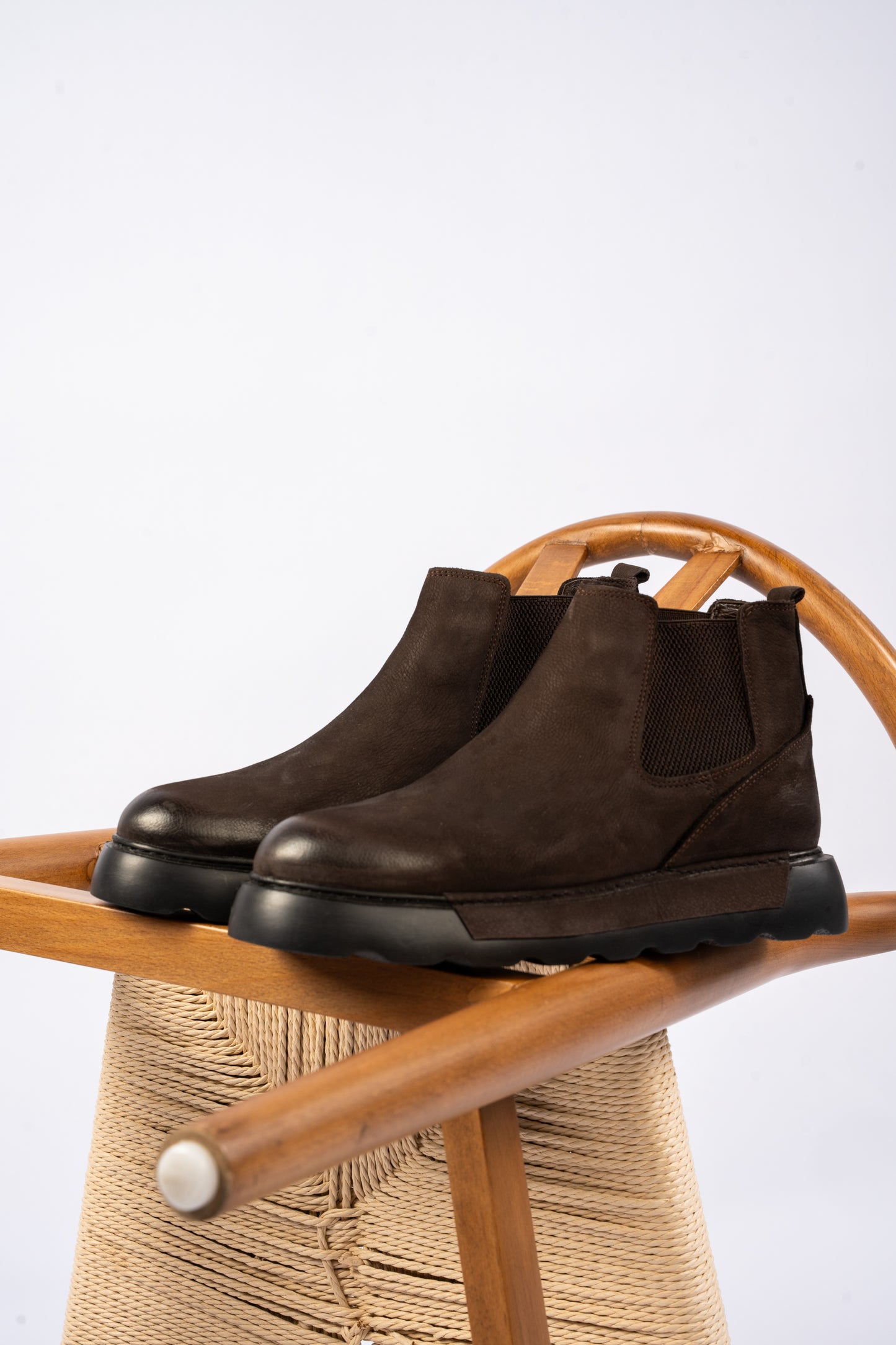 BROWN CASUAL CHELSEA BOOTS