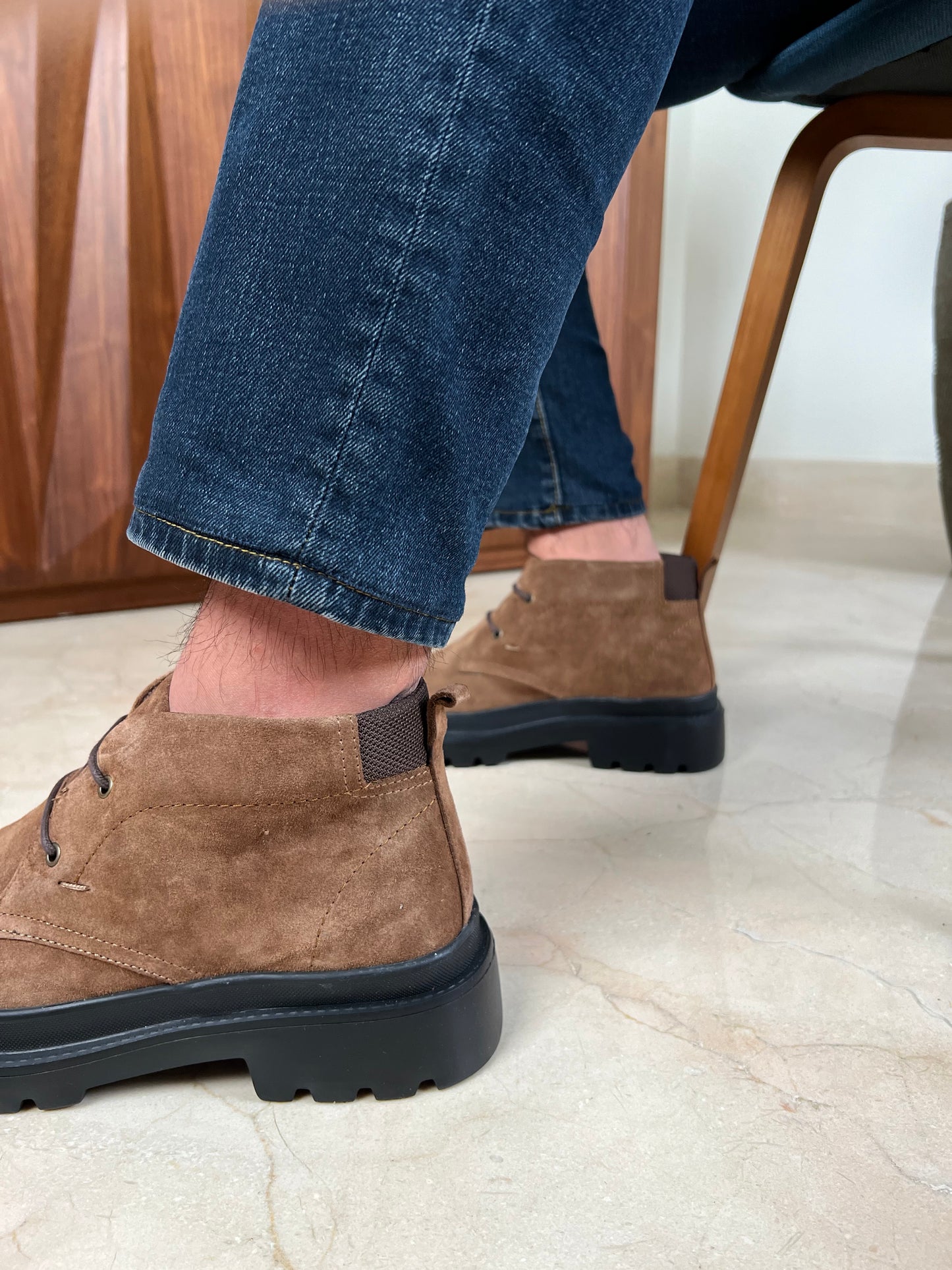 BROWN SUEDE DESERT BOOTS