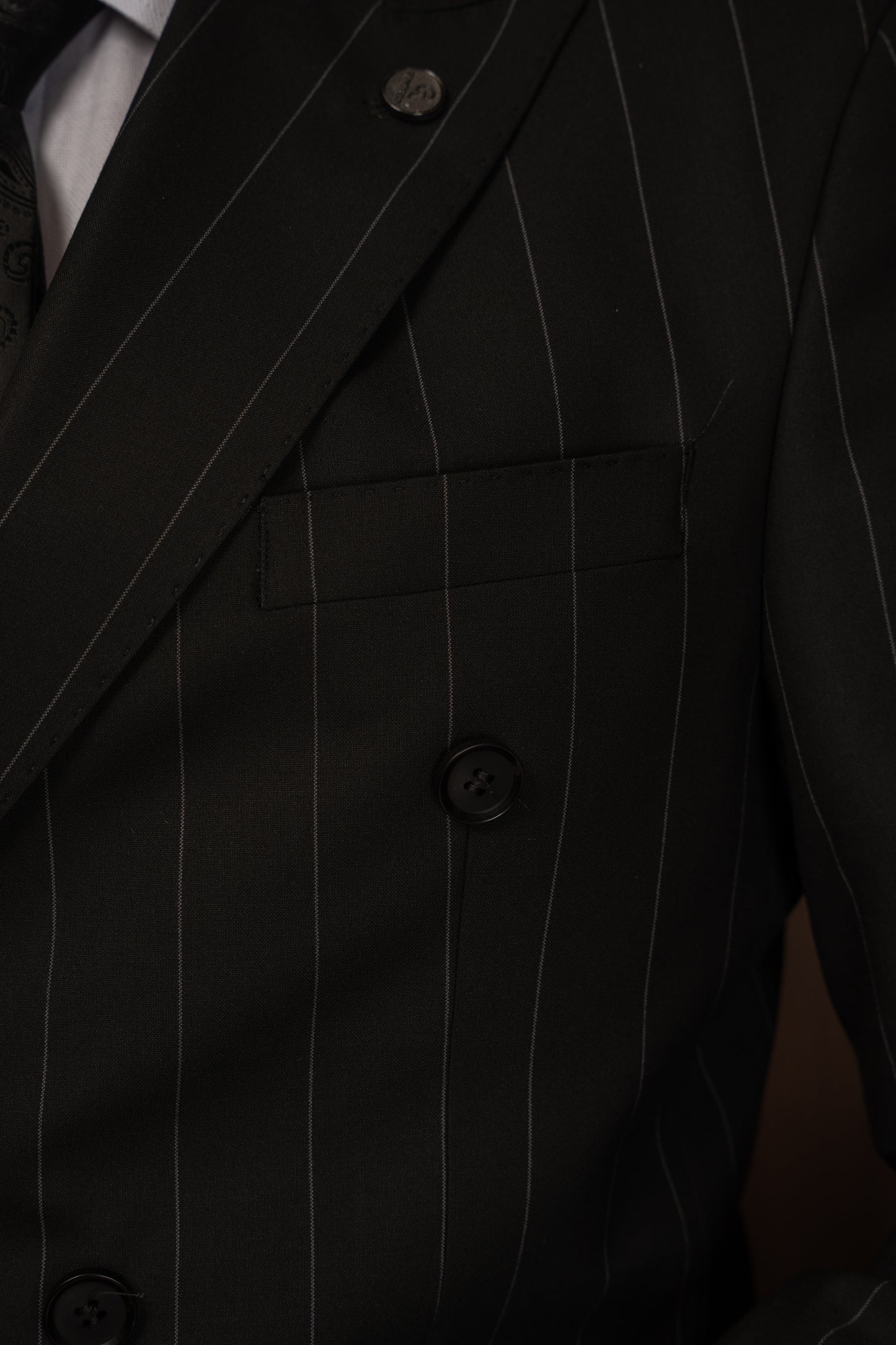 BLACK LINED DOBETTI SUIT