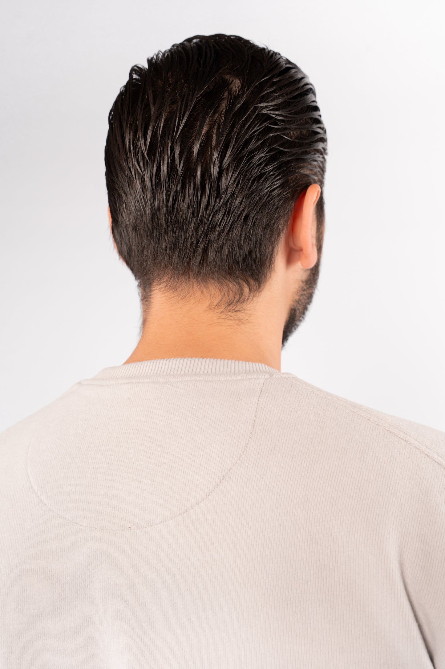 GREY SELANIK ROUNDNECK SWEATER