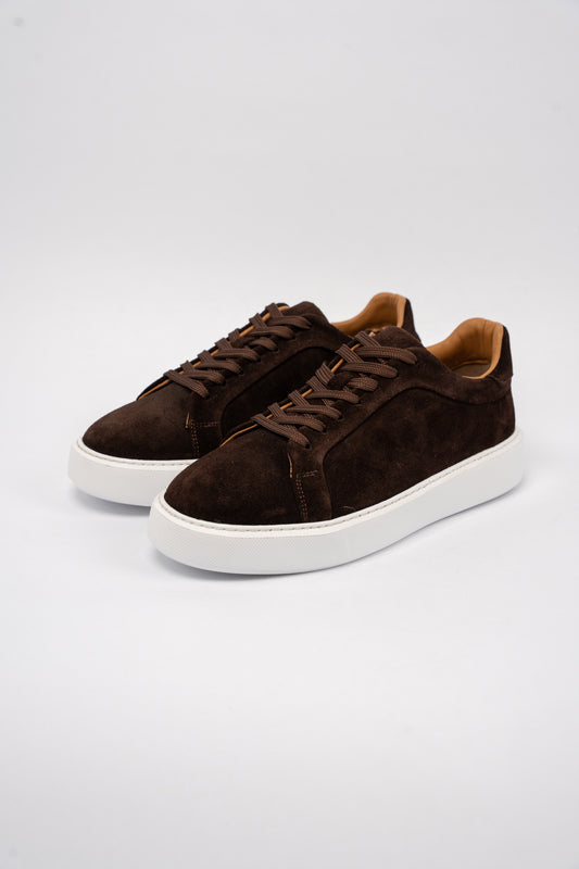 BROWN SUEDE SNEAKER