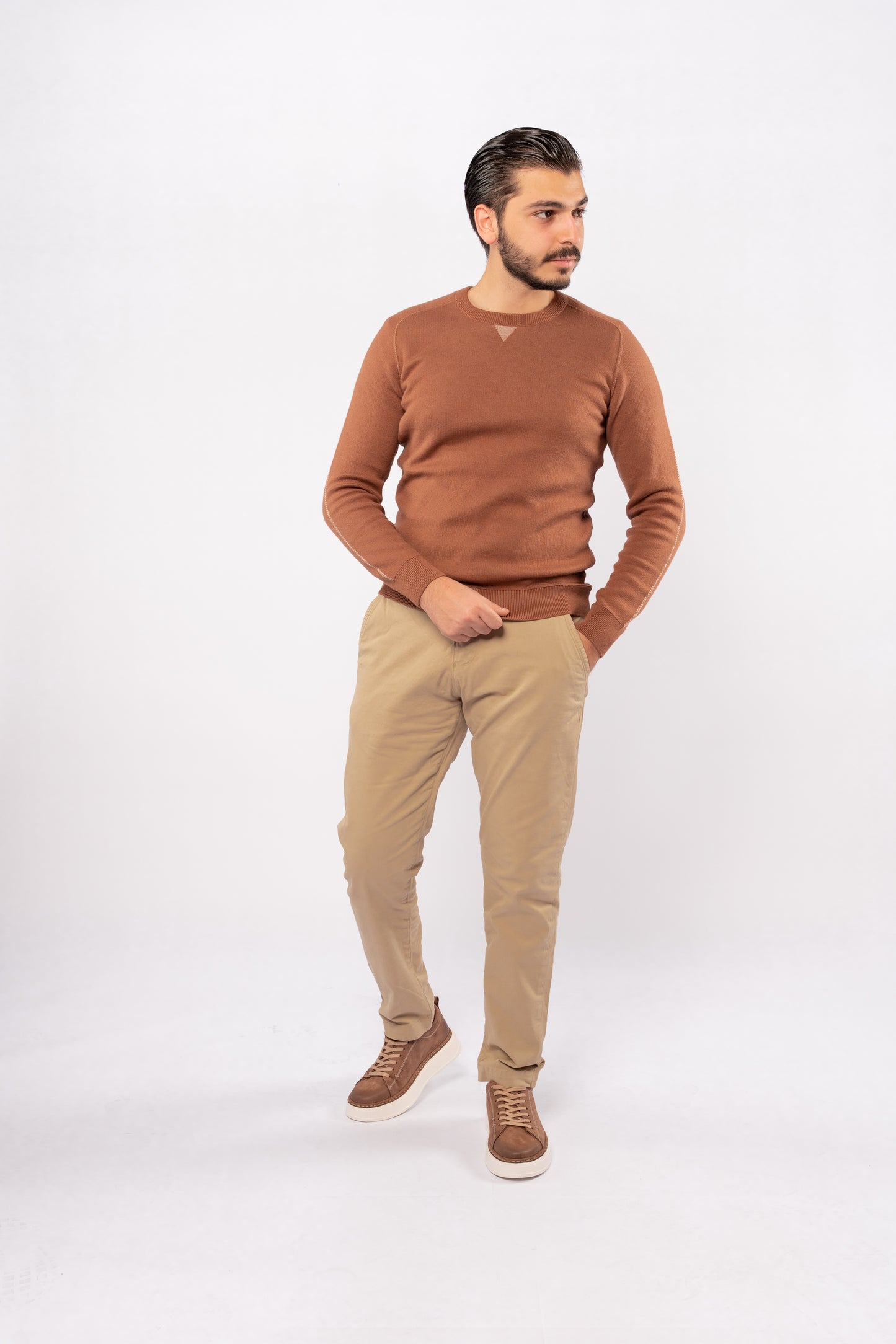 MOCHA CASUAL SWEATER