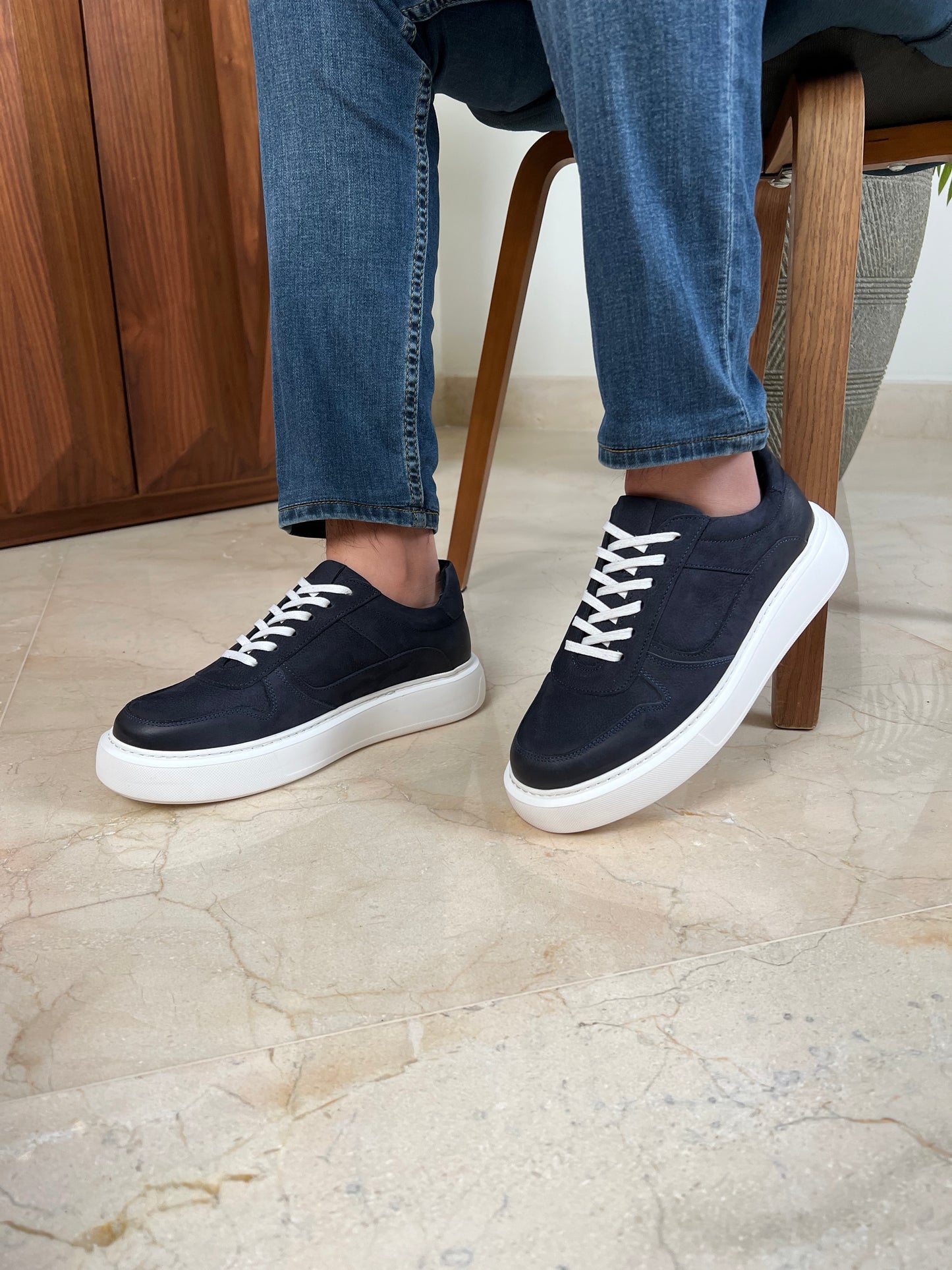 NAVY HIGH SOLE SNEAKER