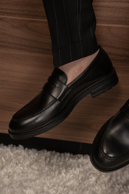 BLACK LINED DOBETTI SUIT