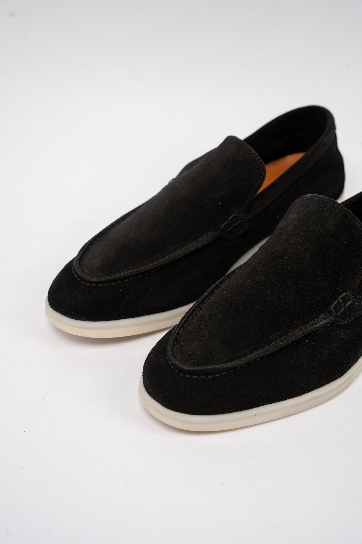 BLACK SUEDE LOAFER