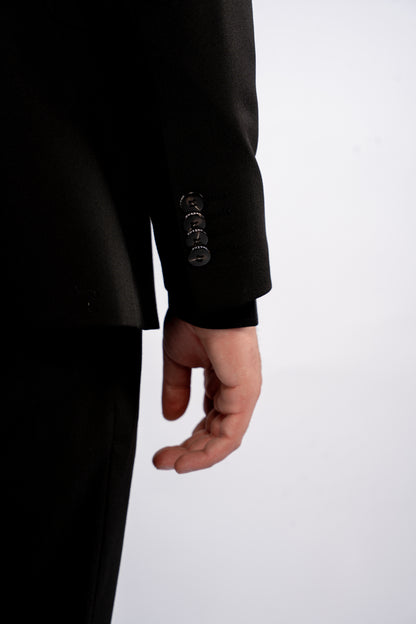 BLACK SINGLE BREASTED SUIT
