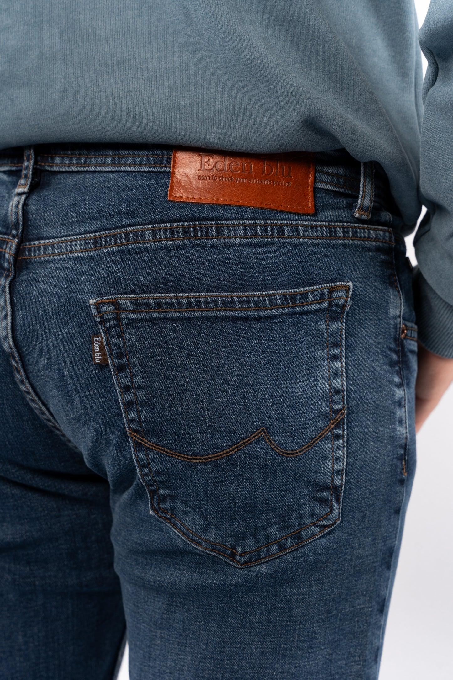 VINTAGE BLUE REGULAR DENIM 1