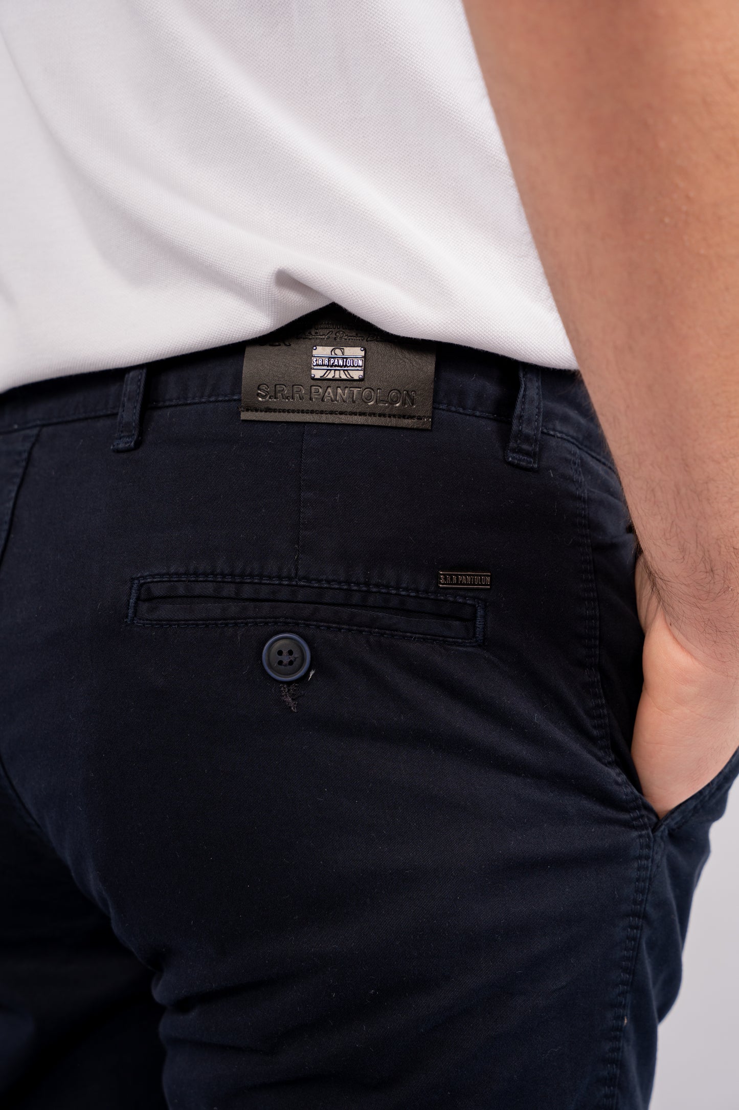 NAVY EVERYDAY CHINOS