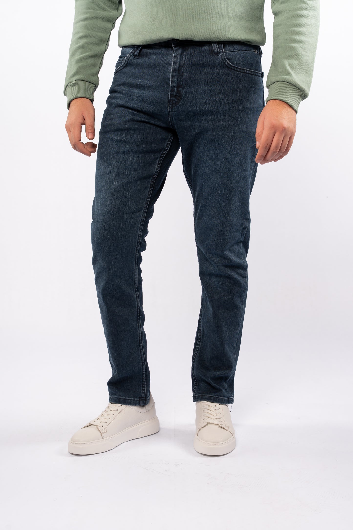 NAVY SEMI REGULAR DENIM