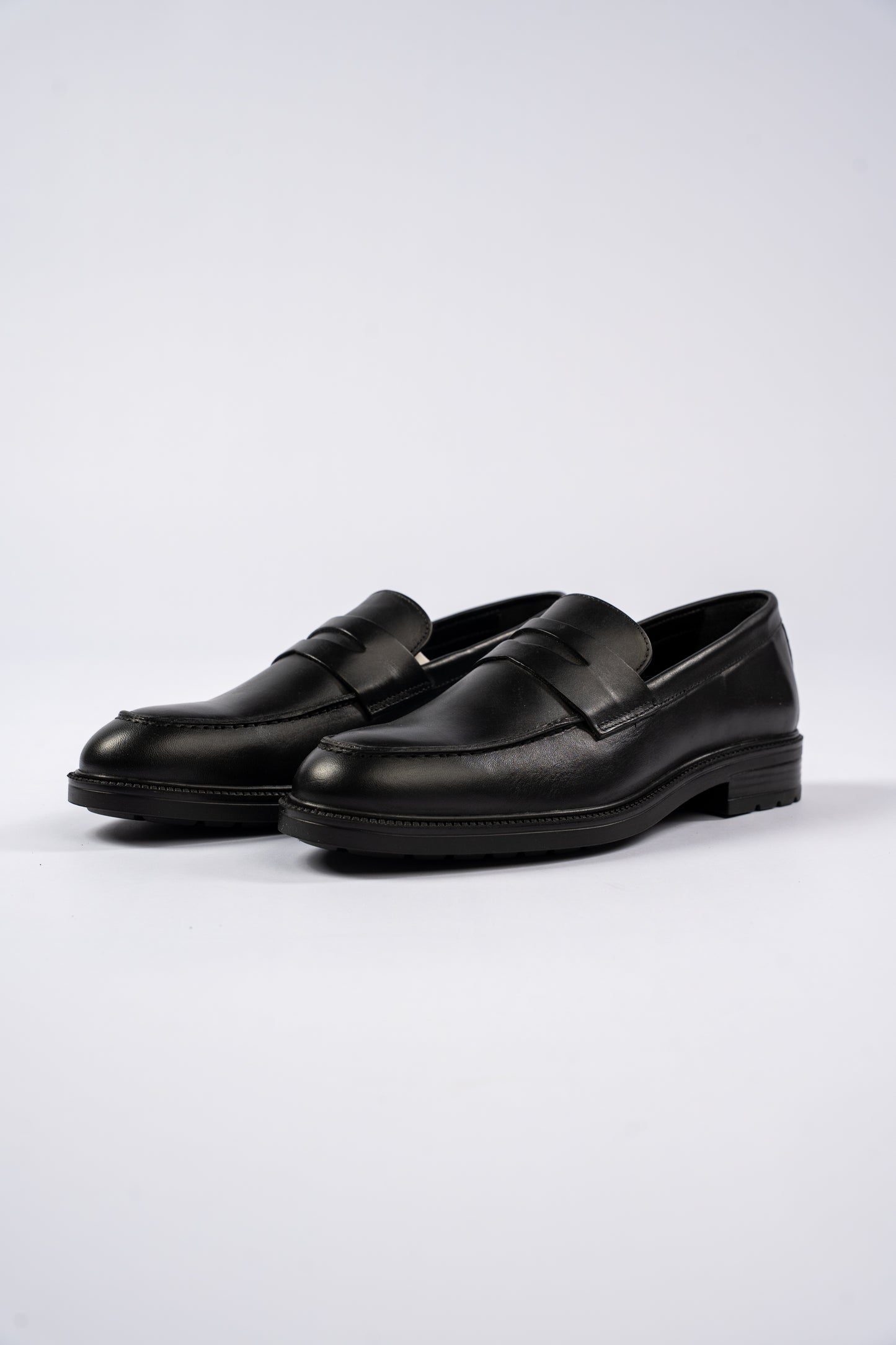 CLASSIC BLACK PENNY LOAFER