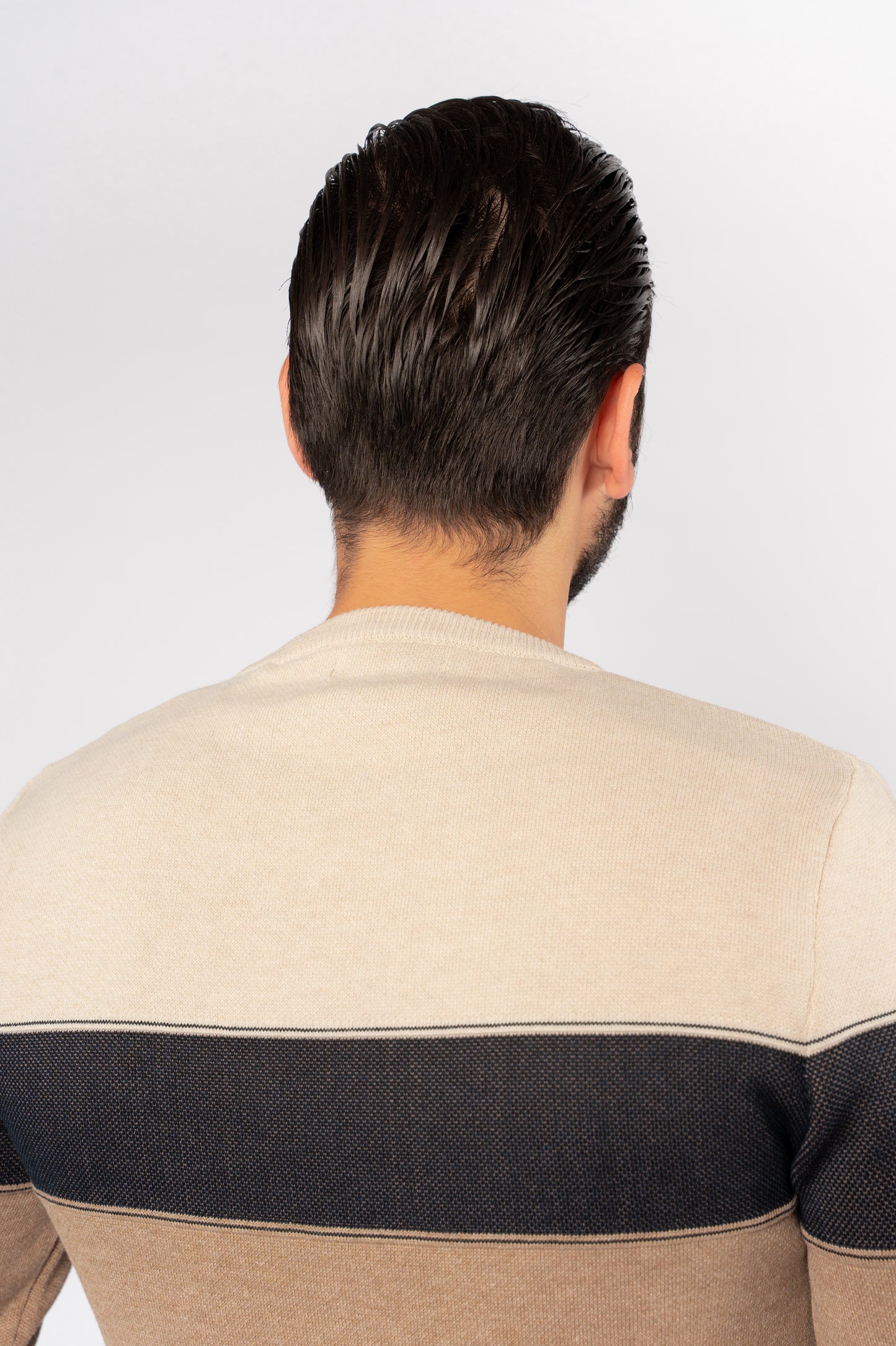 DARK BEIGE TRIO COLOR SWEATER