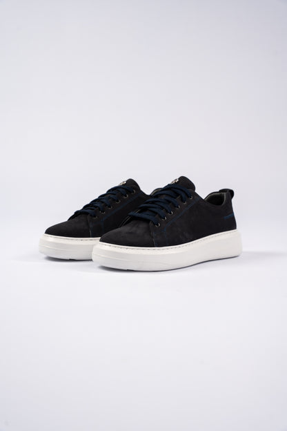NAVY NUBUCK SNEAKER