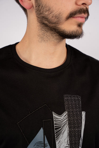 BLACK ABSTRACT TSHIRT