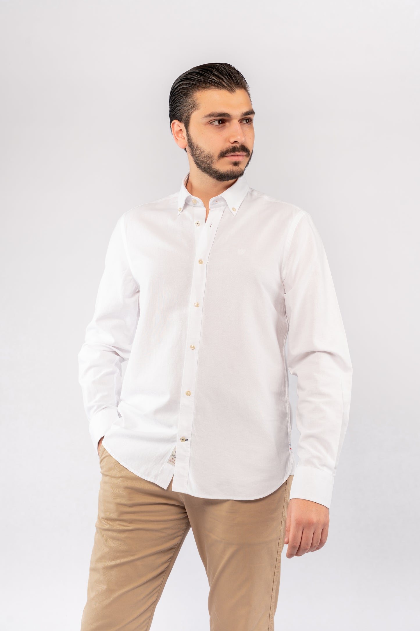 WHITE TIMELESS OXFORD SHIRT