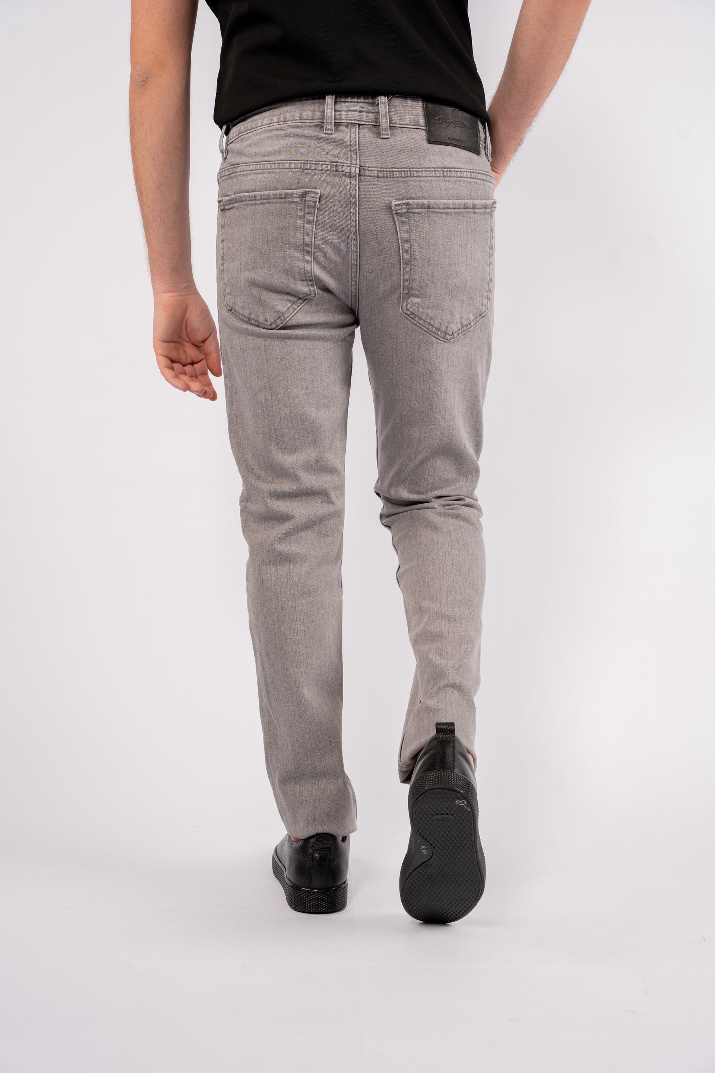 LIGHT GREY SLIM FIT DENIM