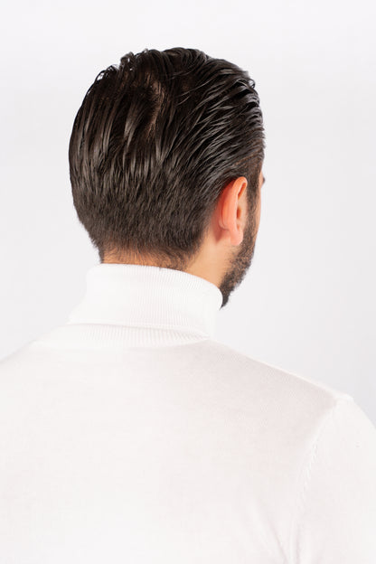 WHITE TURTLENECK SWEATER