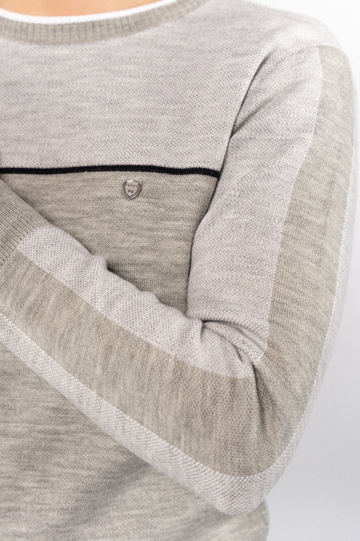GREY TIMELESS SWEATER