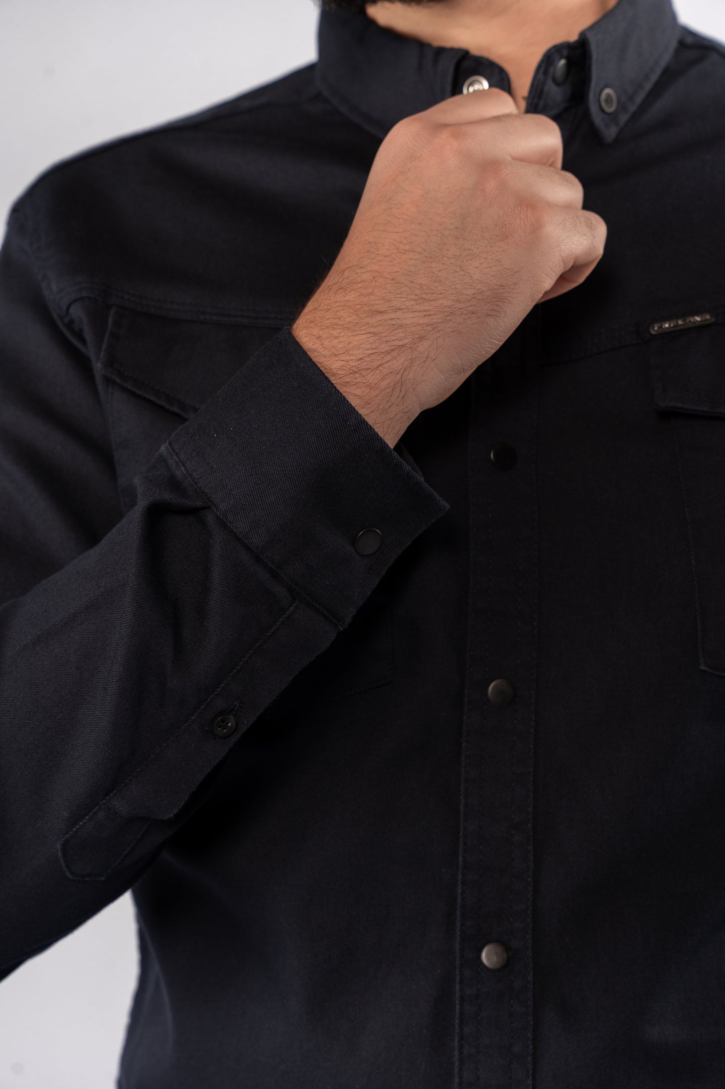NAVY RELAXED TWO POCKET SHIRT