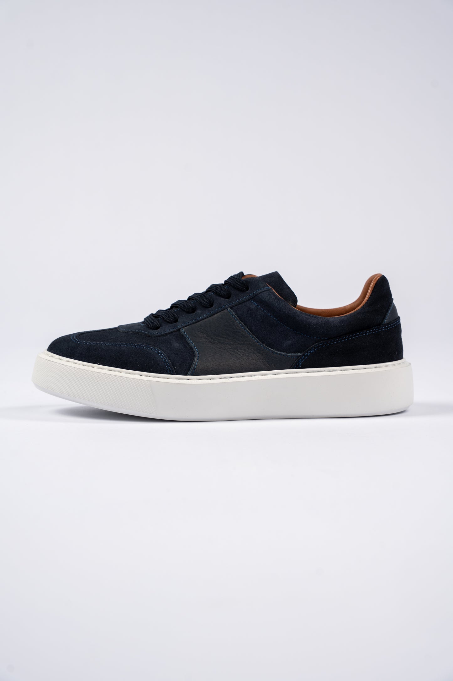 NAVY SUEDE CASUAL SNEAKER