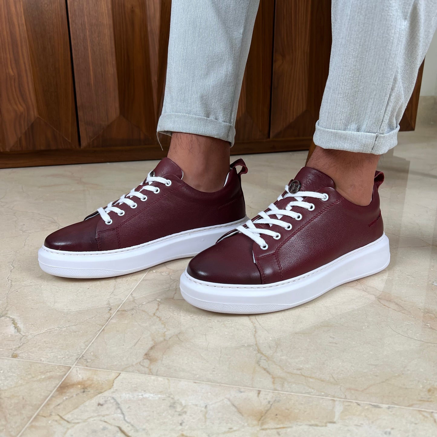 Burgundy High sole Sneaker