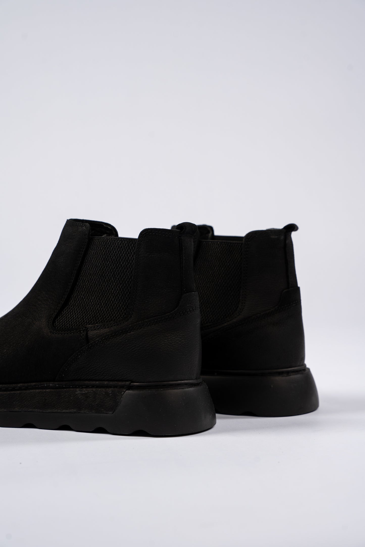 BLACK CASUAL CHELSEA BOOTS