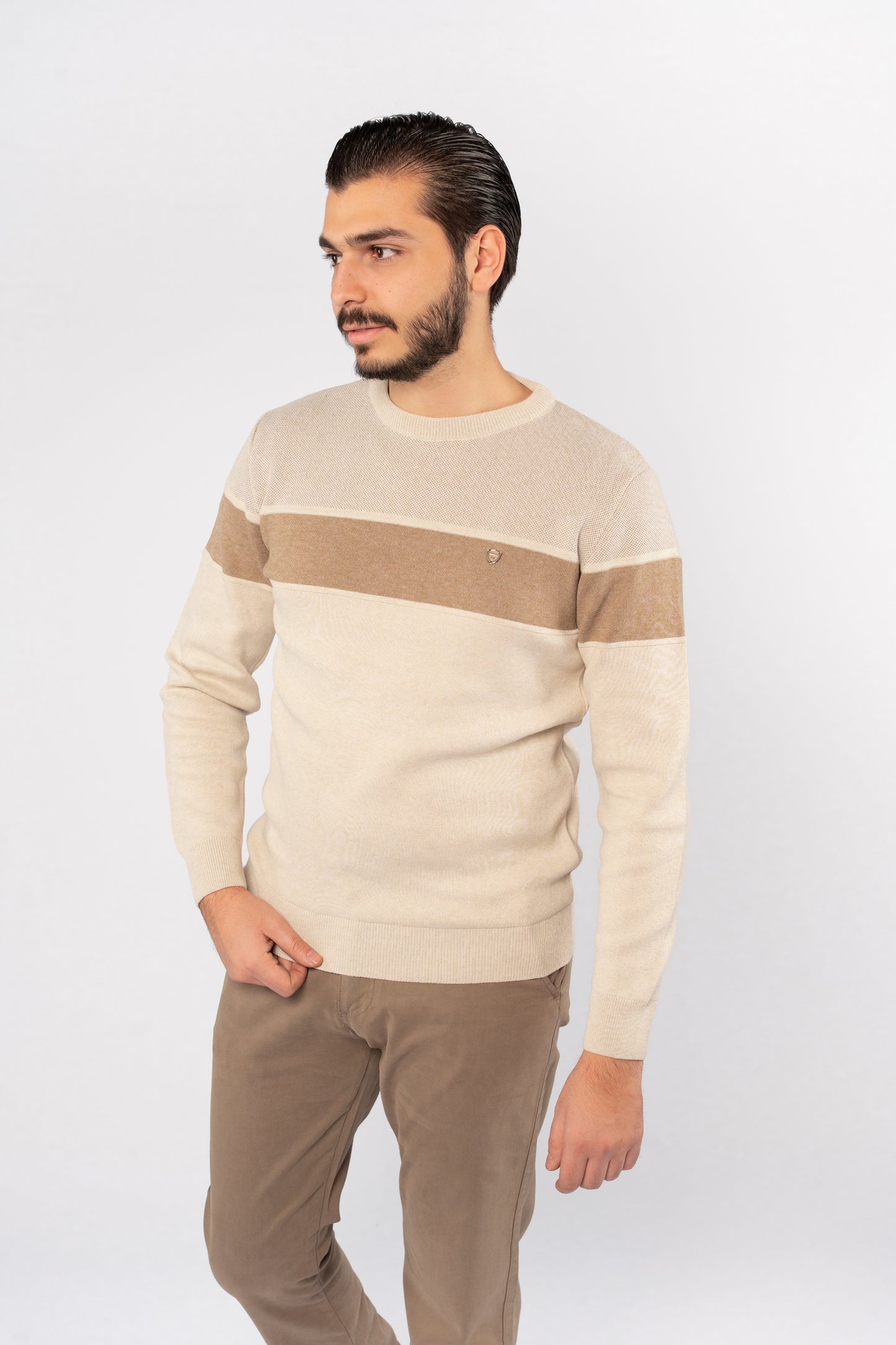 BEIGE CASUAL KNITTED SWEATER