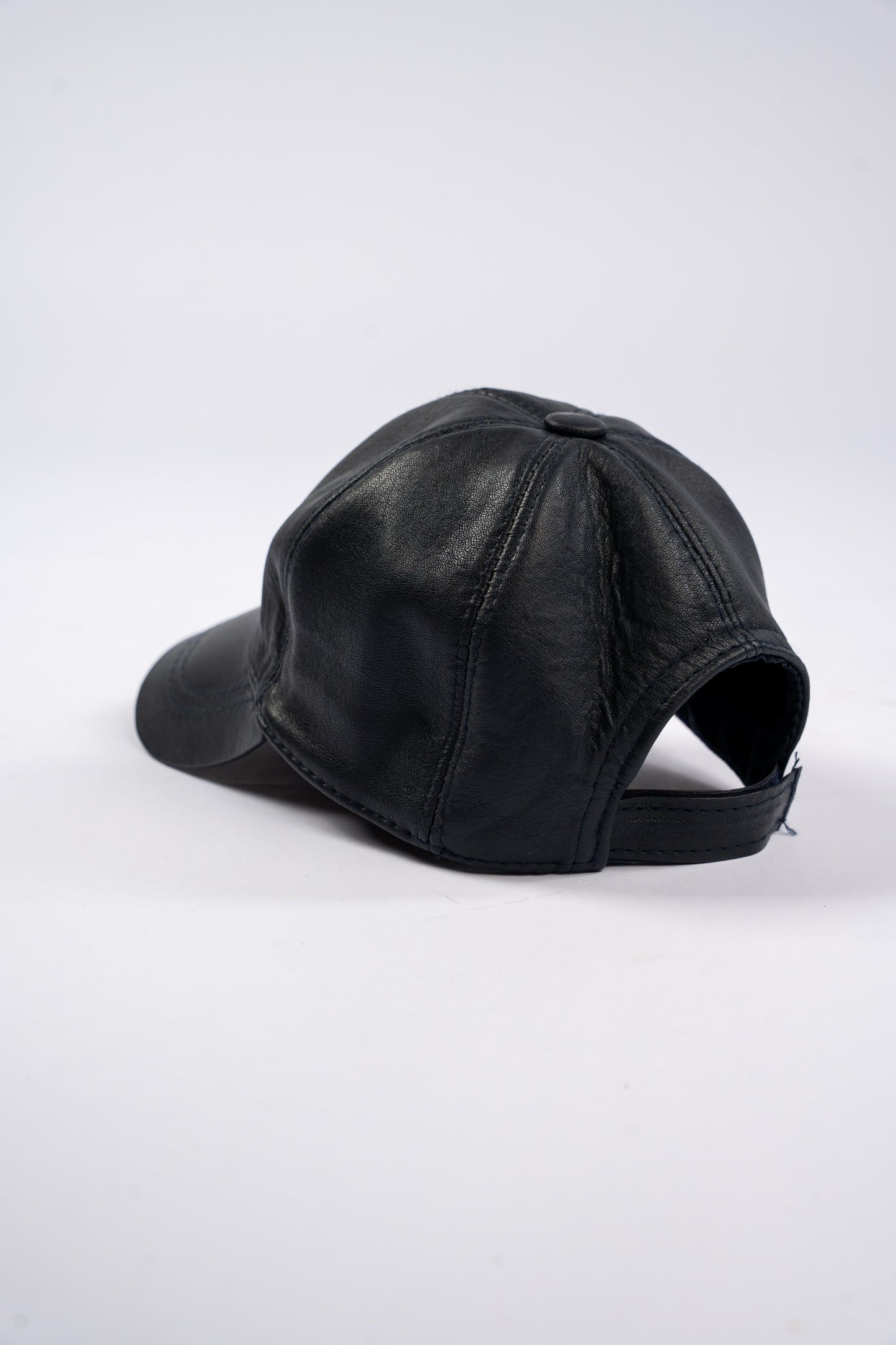 NAVY LEATHER CAP